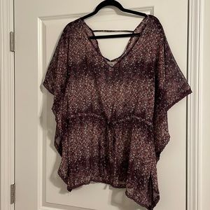 Decree Flowy Top